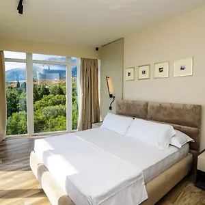 Hotel Orange, Dhermi